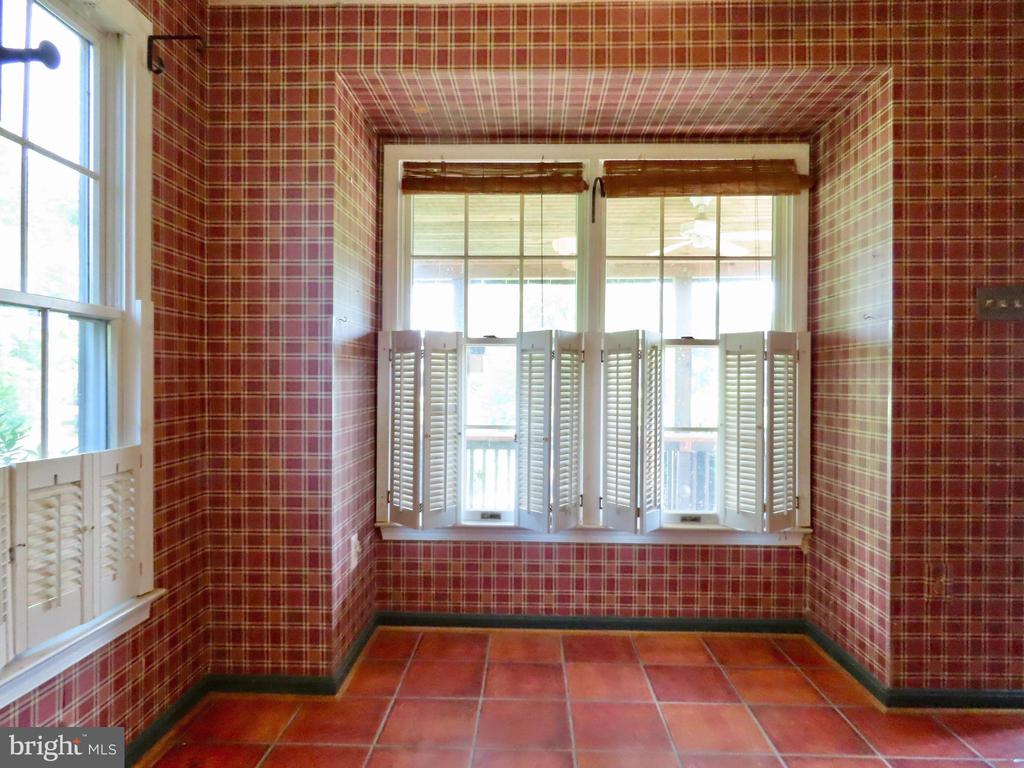 13782 CREST HILL RD, FLINT HILL, Virginia 22637, 1 Bedroom Bedrooms, ,2 BathroomsBathrooms,Residential,13782 CREST HILL RD,VARP2002728 MLS # VARP2002728