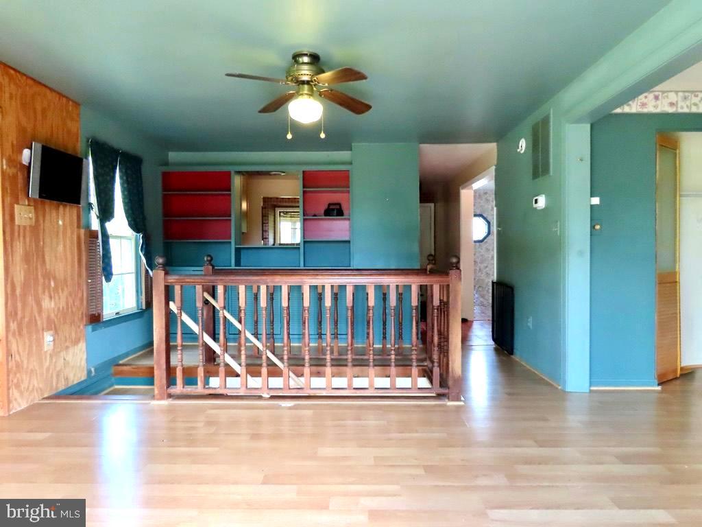 13782 CREST HILL RD, FLINT HILL, Virginia 22637, 1 Bedroom Bedrooms, ,2 BathroomsBathrooms,Residential,13782 CREST HILL RD,VARP2002728 MLS # VARP2002728