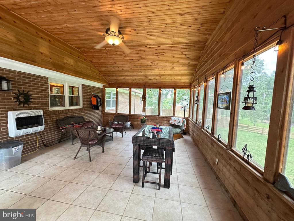 579 CIRCLE VIEW RD, LURAY, Virginia 22835, 4 Bedrooms Bedrooms, ,3 BathroomsBathrooms,Residential,579 CIRCLE VIEW RD,VAPA2006664 MLS # VAPA2006664 579 CIRCLE VIEW RD, LURAY, Virginia 22835, 4 Bedrooms Bedrooms, ,3 BathroomsBathrooms,Residential,579 CIRCLE VIEW RD,VAPA2006664 MLS # VAPA2006664
