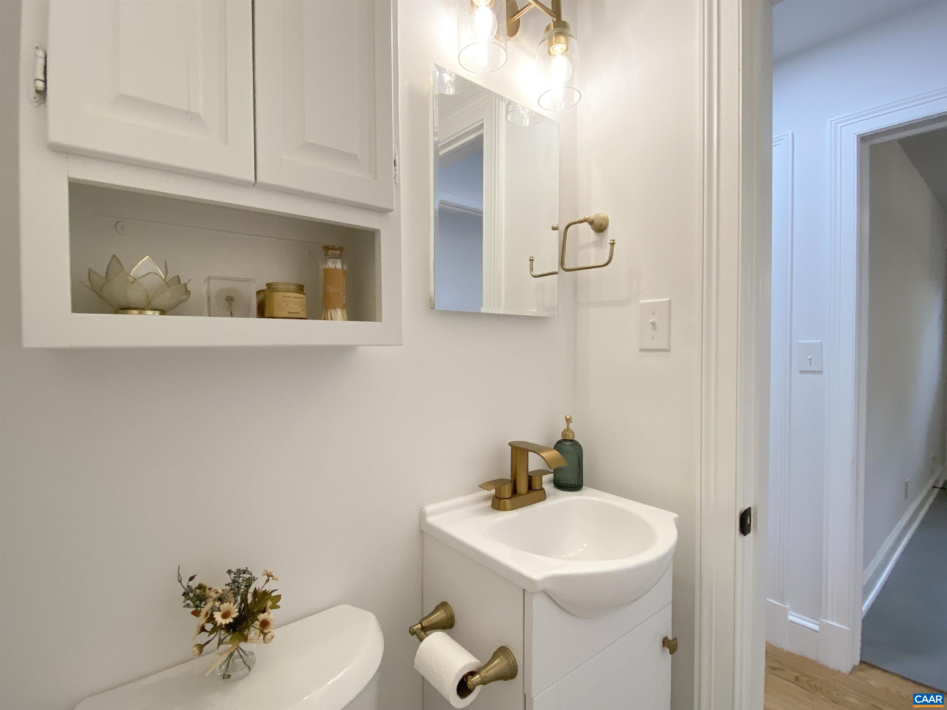 2305 WAYNE AVE, CHARLOTTESVILLE, Virginia 22901, 3 Bedrooms Bedrooms, ,2 BathroomsBathrooms,Residential,NEWLY UPDATED and GORGEOUS!,2305 WAYNE AVE,679334 MLS # 679334 2305 WAYNE AVE, CHARLOTTESVILLE, Virginia 22901, 3 Bedrooms Bedrooms, ,2 BathroomsBathrooms,Residential,NEWLY UPDATED and GORGEOUS!,2305 WAYNE AVE,679334 MLS # 679334