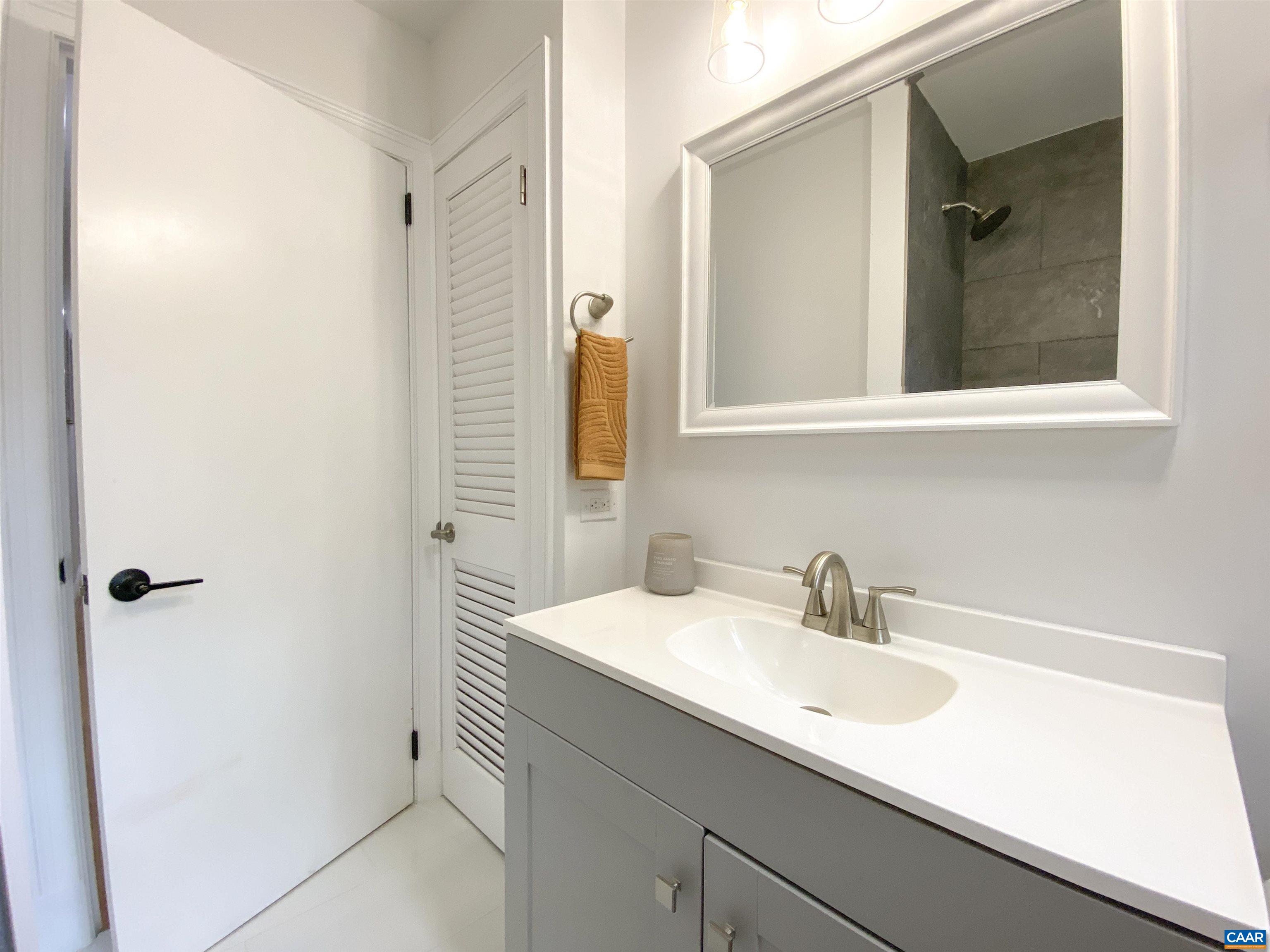 2305 WAYNE AVE, CHARLOTTESVILLE, Virginia 22901, 3 Bedrooms Bedrooms, ,2 BathroomsBathrooms,Residential,NEWLY UPDATED and GORGEOUS!,2305 WAYNE AVE,679334 MLS # 679334 2305 WAYNE AVE, CHARLOTTESVILLE, Virginia 22901, 3 Bedrooms Bedrooms, ,2 BathroomsBathrooms,Residential,NEWLY UPDATED and GORGEOUS!,2305 WAYNE AVE,679334 MLS # 679334