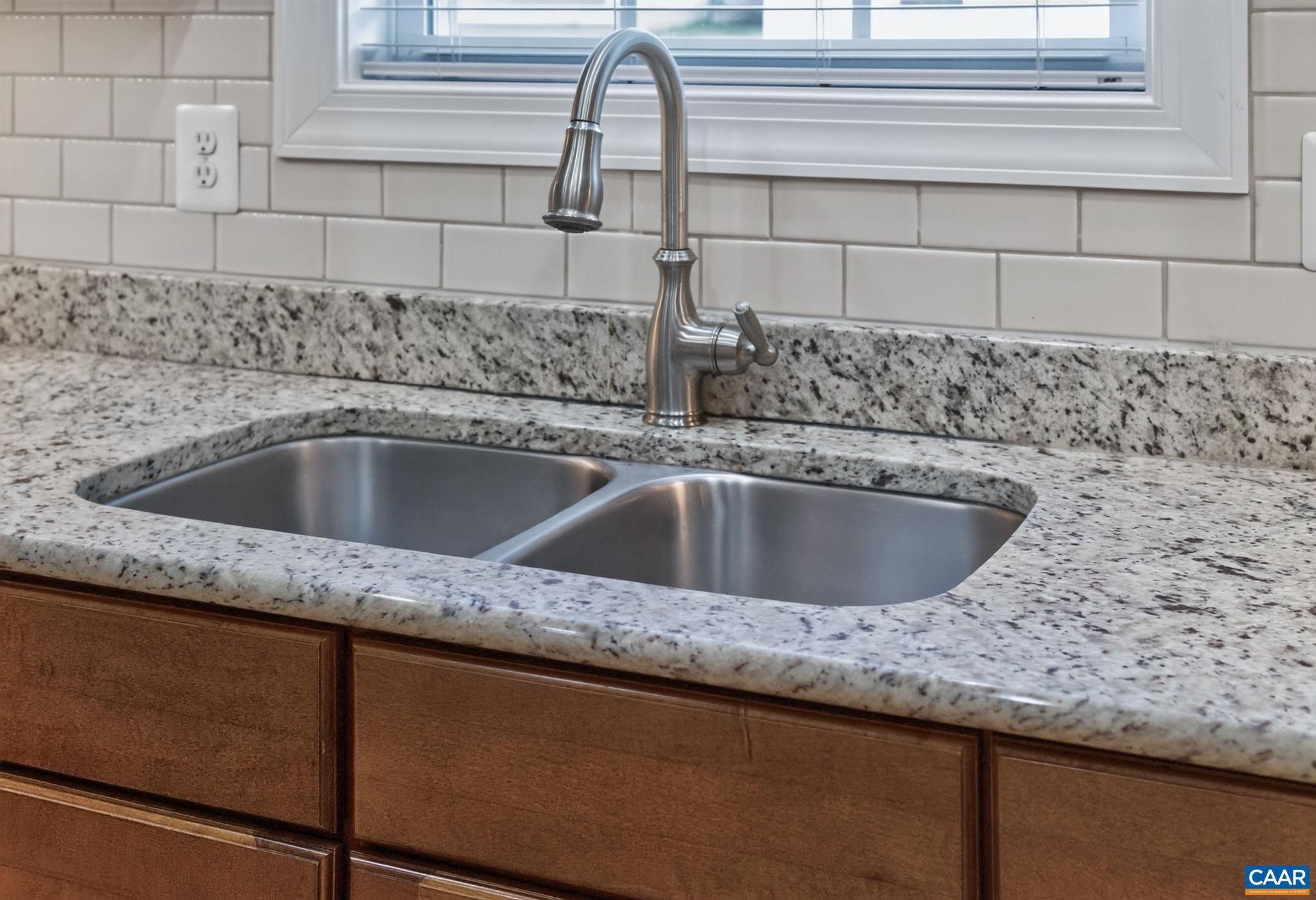 Double bowl stainless steel sink Disposal Double bowl stainless steel sink Disposal