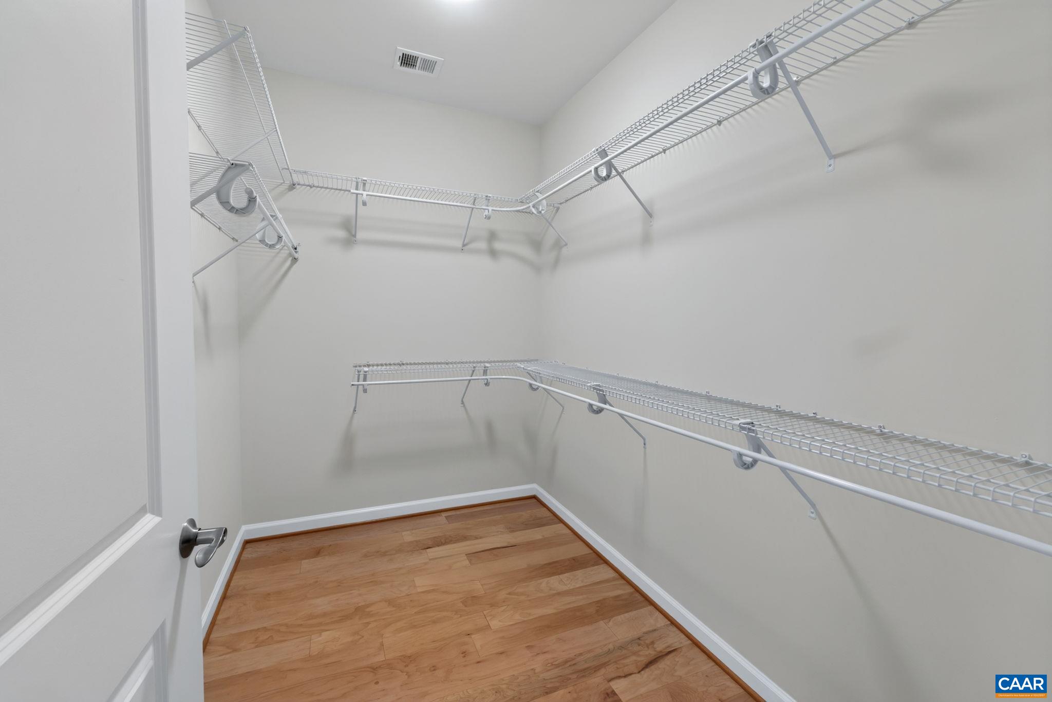 1824 BAREFOOT CT, CHARLOTTESVILLE, Virginia 22901, 2 Bedrooms Bedrooms, ,2 BathroomsBathrooms,Residential,1824 BAREFOOT CT,679388 MLS # 679388 1824 BAREFOOT CT, CHARLOTTESVILLE, Virginia 22901, 2 Bedrooms Bedrooms, ,2 BathroomsBathrooms,Residential,1824 BAREFOOT CT,679388 MLS # 679388