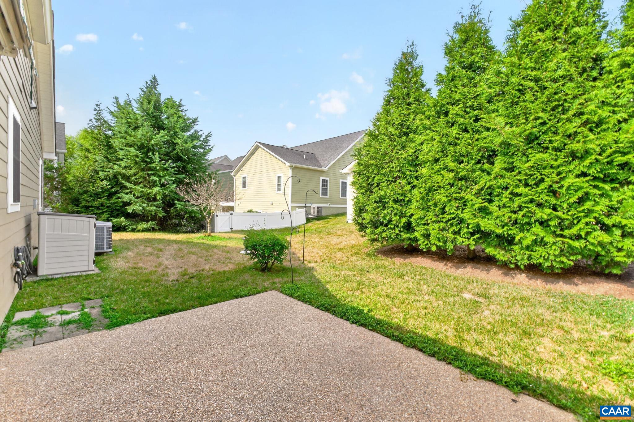 1824 BAREFOOT CT, CHARLOTTESVILLE, Virginia 22901, 2 Bedrooms Bedrooms, ,2 BathroomsBathrooms,Residential,1824 BAREFOOT CT,679388 MLS # 679388 1824 BAREFOOT CT, CHARLOTTESVILLE, Virginia 22901, 2 Bedrooms Bedrooms, ,2 BathroomsBathrooms,Residential,1824 BAREFOOT CT,679388 MLS # 679388