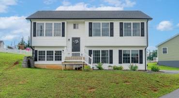 235 LOCUSTDALE LOOP, SHENANDOAH, Virginia 22849, 4 Bedrooms Bedrooms, ,3 BathroomsBathrooms,Residential,235 LOCUSTDALE LOOP,679396 MLS # 679396