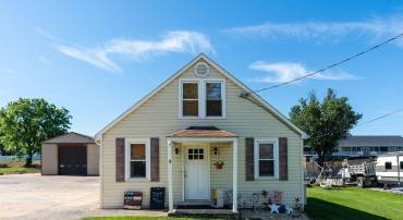 3229 STUARTS DRAFT HWY, STUARTS DRAFT, Virginia 24477, 4 Bedrooms Bedrooms, ,1 BathroomBathrooms,Residential,3229 STUARTS DRAFT HWY,679401 MLS # 679401