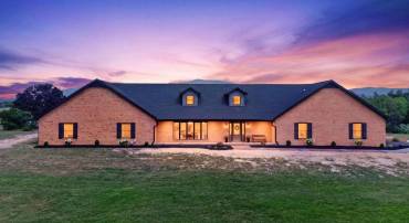 5348 LEE JACKSON HWY, GREENVILLE, Virginia 24440, 5 Bedrooms Bedrooms, ,3 BathroomsBathrooms,Residential,5348 LEE JACKSON HWY,679402 MLS # 679402
