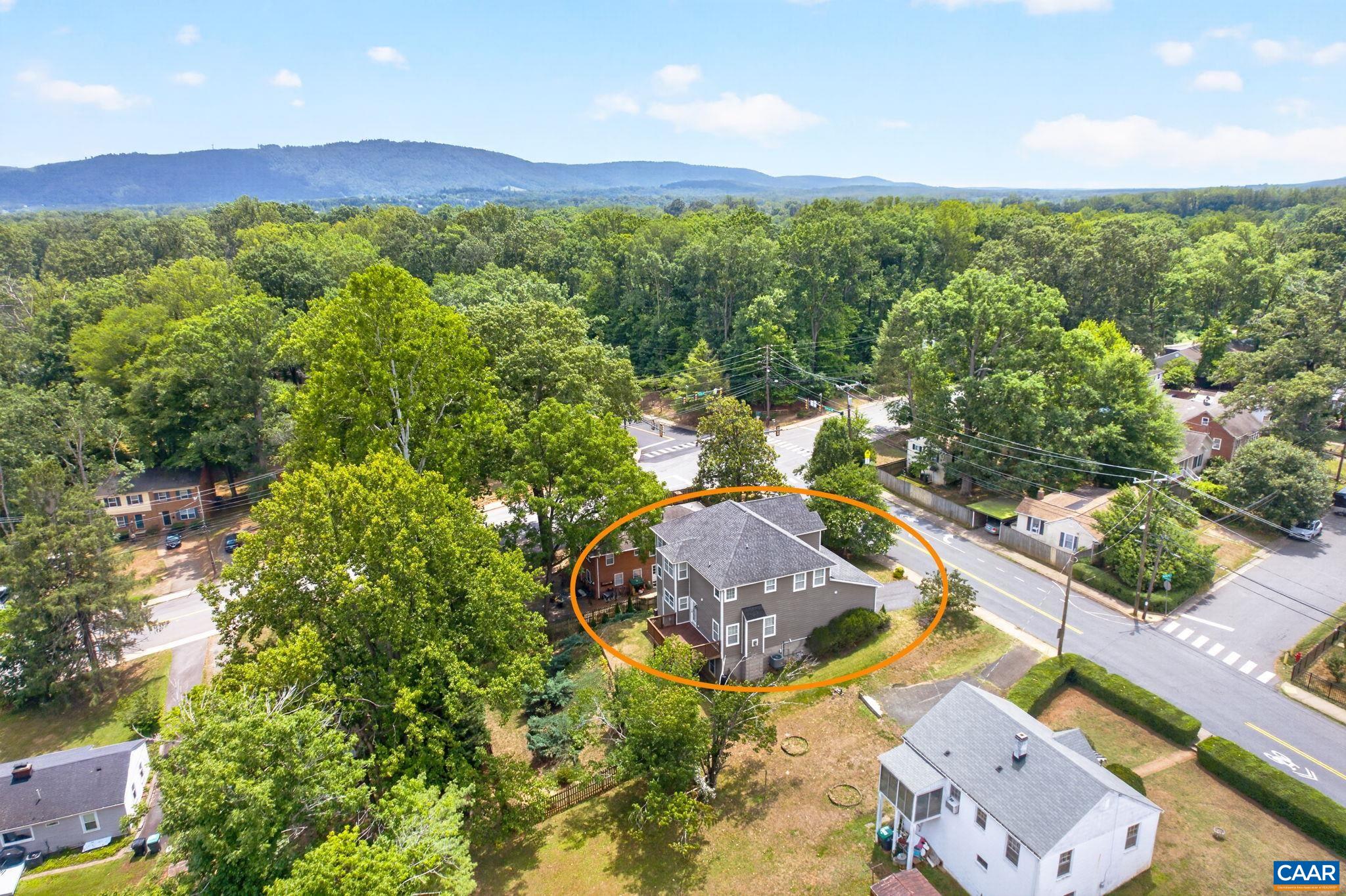 258 SHAMROCK RD, CHARLOTTESVILLE, Virginia 22903, 4 Bedrooms Bedrooms, ,2 BathroomsBathrooms,Residential,258 SHAMROCK RD,679409 MLS # 679409