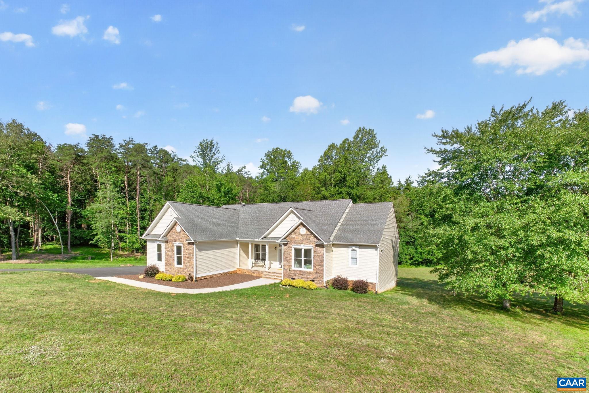 288 DAWSONVILLE RD, BARBOURSVILLE, Virginia 22923, 4 Bedrooms Bedrooms, ,3 BathroomsBathrooms,Residential,288 DAWSONVILLE RD,679412 MLS # 679412 288 DAWSONVILLE RD, BARBOURSVILLE, Virginia 22923, 4 Bedrooms Bedrooms, ,3 BathroomsBathrooms,Residential,288 DAWSONVILLE RD,679412 MLS # 679412