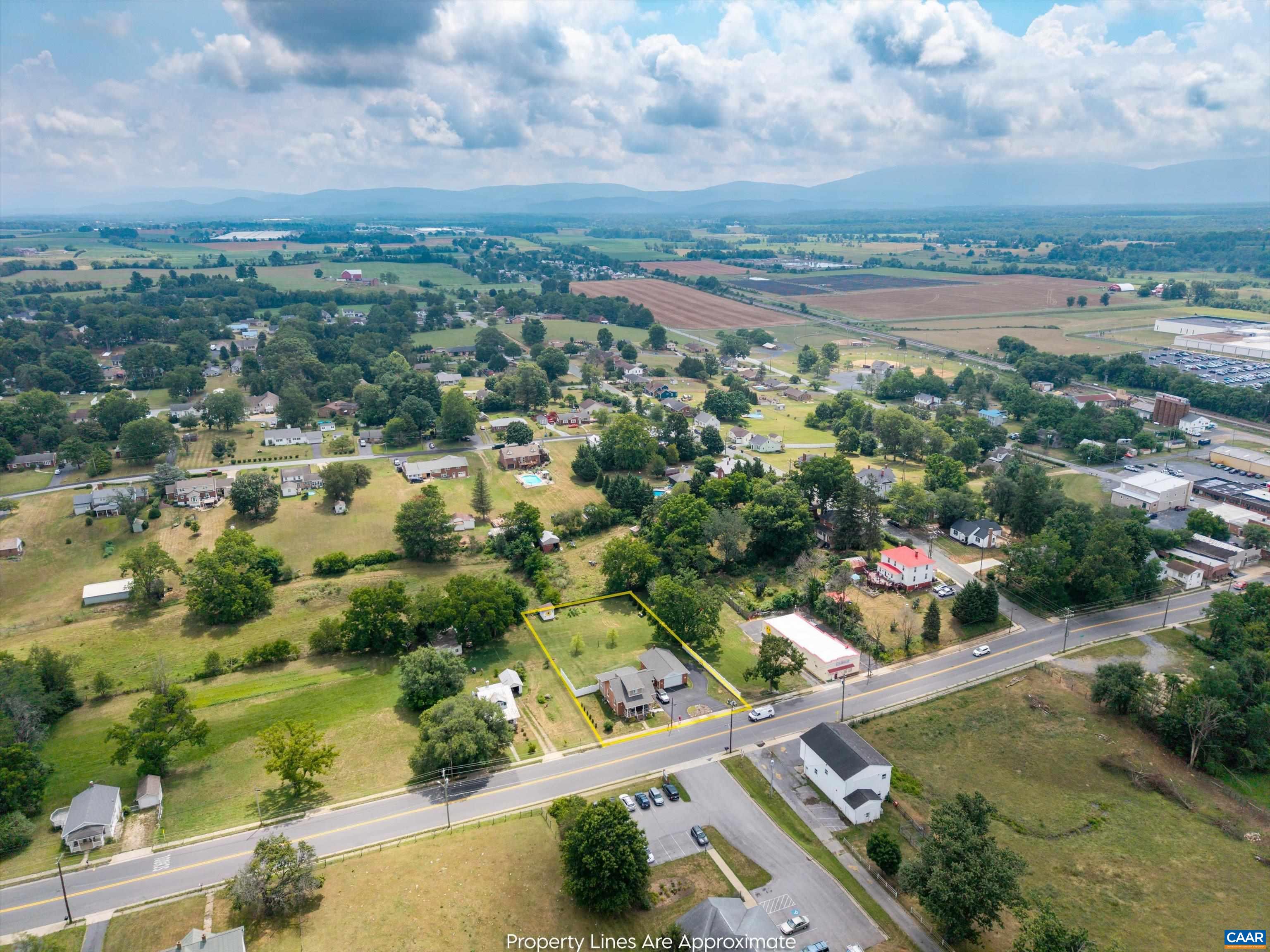 210 DRAFT AVE, STUARTS DRAFT, Virginia 24477, 4 Bedrooms Bedrooms, ,2 BathroomsBathrooms,Residential,210 DRAFT AVE,679417 MLS # 679417 210 DRAFT AVE, STUARTS DRAFT, Virginia 24477, 4 Bedrooms Bedrooms, ,2 BathroomsBathrooms,Residential,210 DRAFT AVE,679417 MLS # 679417