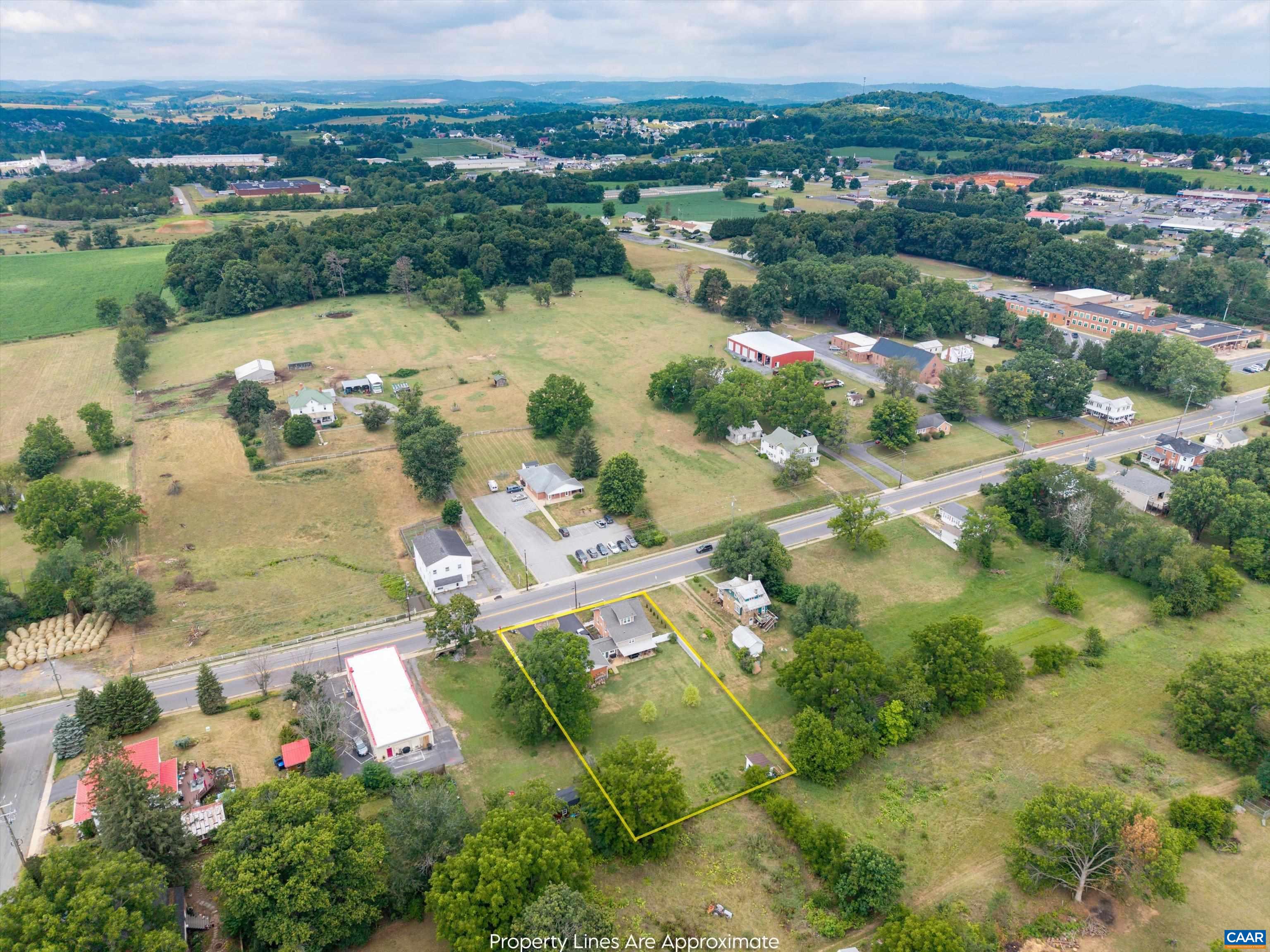210 DRAFT AVE, STUARTS DRAFT, Virginia 24477, 4 Bedrooms Bedrooms, ,2 BathroomsBathrooms,Residential,210 DRAFT AVE,679417 MLS # 679417 210 DRAFT AVE, STUARTS DRAFT, Virginia 24477, 4 Bedrooms Bedrooms, ,2 BathroomsBathrooms,Residential,210 DRAFT AVE,679417 MLS # 679417