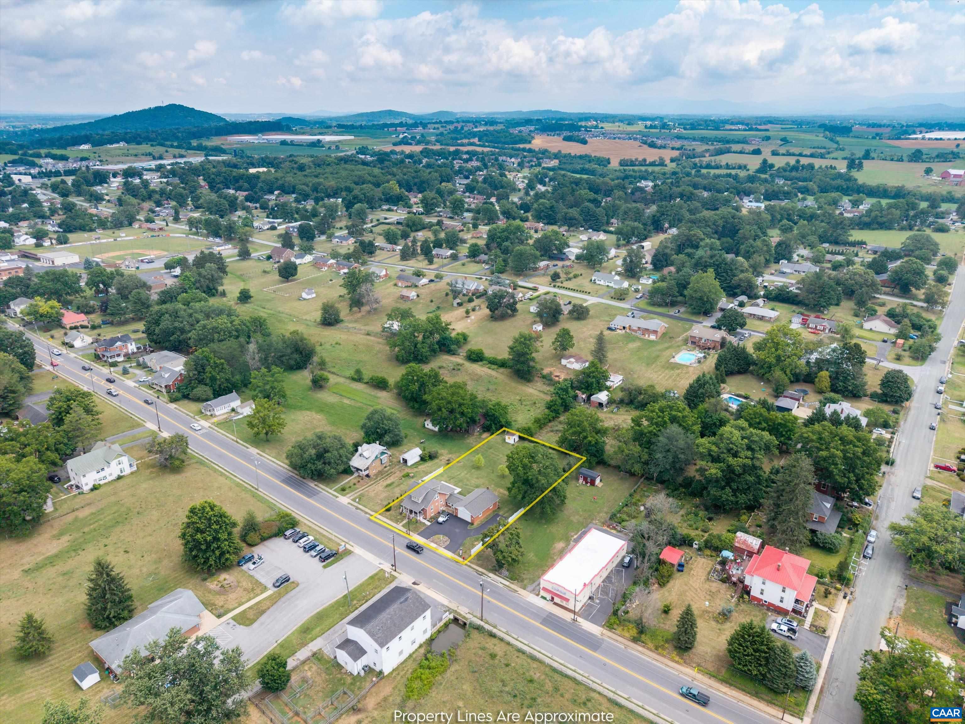 210 DRAFT AVE, STUARTS DRAFT, Virginia 24477, 4 Bedrooms Bedrooms, ,2 BathroomsBathrooms,Residential,210 DRAFT AVE,679417 MLS # 679417 210 DRAFT AVE, STUARTS DRAFT, Virginia 24477, 4 Bedrooms Bedrooms, ,2 BathroomsBathrooms,Residential,210 DRAFT AVE,679417 MLS # 679417