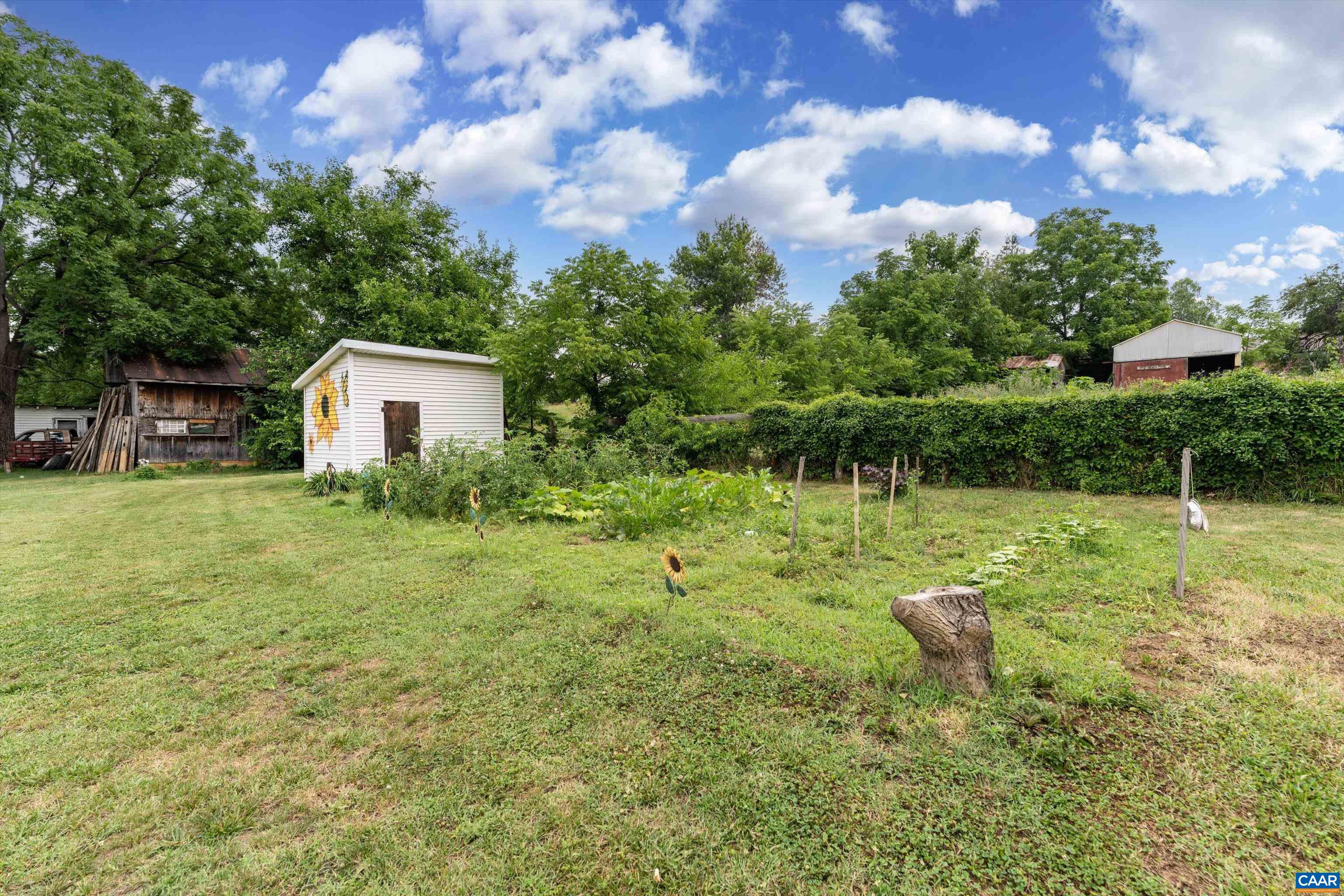 210 DRAFT AVE, STUARTS DRAFT, Virginia 24477, 4 Bedrooms Bedrooms, ,2 BathroomsBathrooms,Residential,210 DRAFT AVE,679417 MLS # 679417 210 DRAFT AVE, STUARTS DRAFT, Virginia 24477, 4 Bedrooms Bedrooms, ,2 BathroomsBathrooms,Residential,210 DRAFT AVE,679417 MLS # 679417