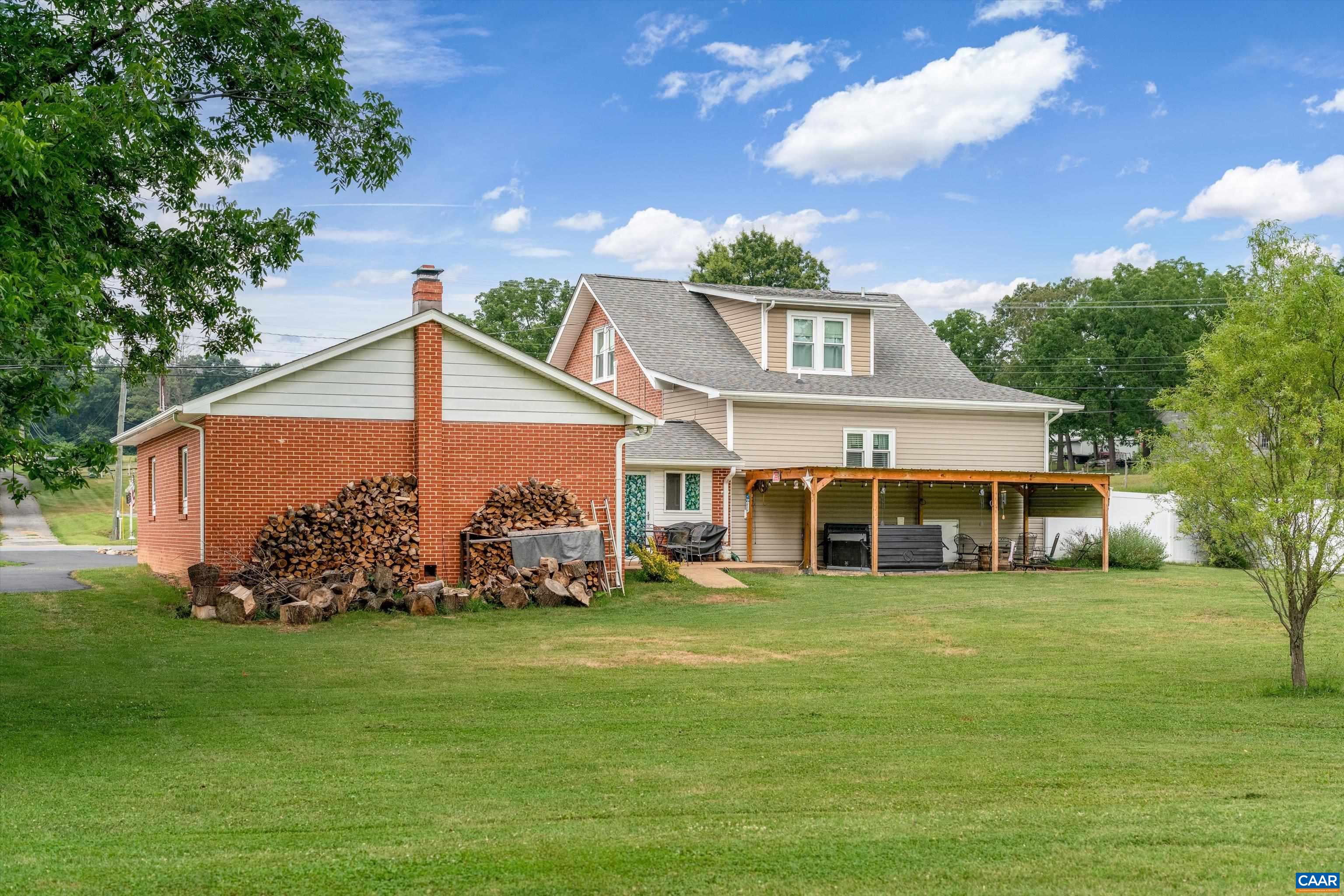 210 DRAFT AVE, STUARTS DRAFT, Virginia 24477, 4 Bedrooms Bedrooms, ,2 BathroomsBathrooms,Residential,210 DRAFT AVE,679417 MLS # 679417 210 DRAFT AVE, STUARTS DRAFT, Virginia 24477, 4 Bedrooms Bedrooms, ,2 BathroomsBathrooms,Residential,210 DRAFT AVE,679417 MLS # 679417