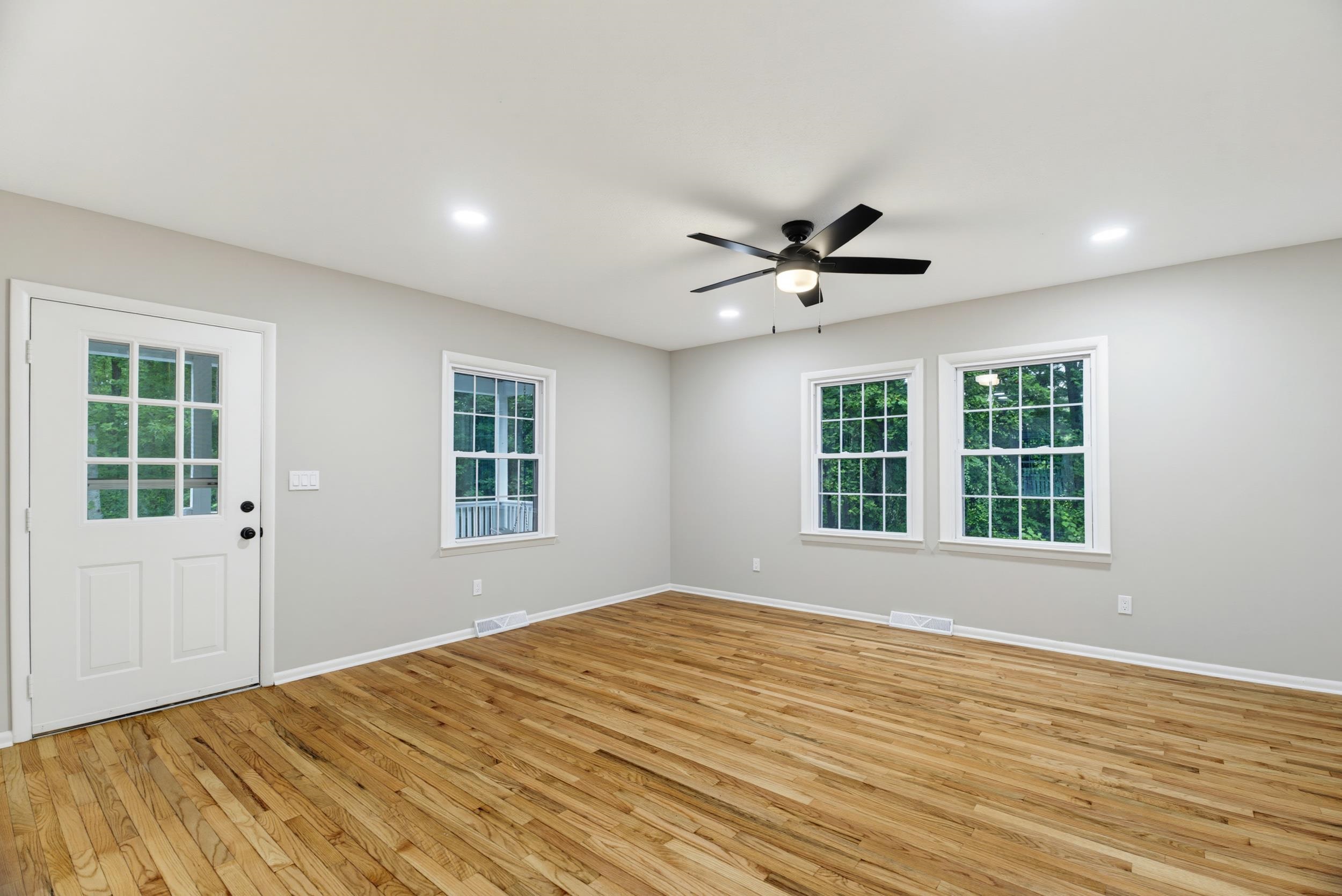 58 SUNSET CIR, STANARDSVILLE, Virginia 22973, 4 Bedrooms Bedrooms, ,2 BathroomsBathrooms,Residential,58 SUNSET CIR,679418 MLS # 679418 58 SUNSET CIR, STANARDSVILLE, Virginia 22973, 4 Bedrooms Bedrooms, ,2 BathroomsBathrooms,Residential,58 SUNSET CIR,679418 MLS # 679418