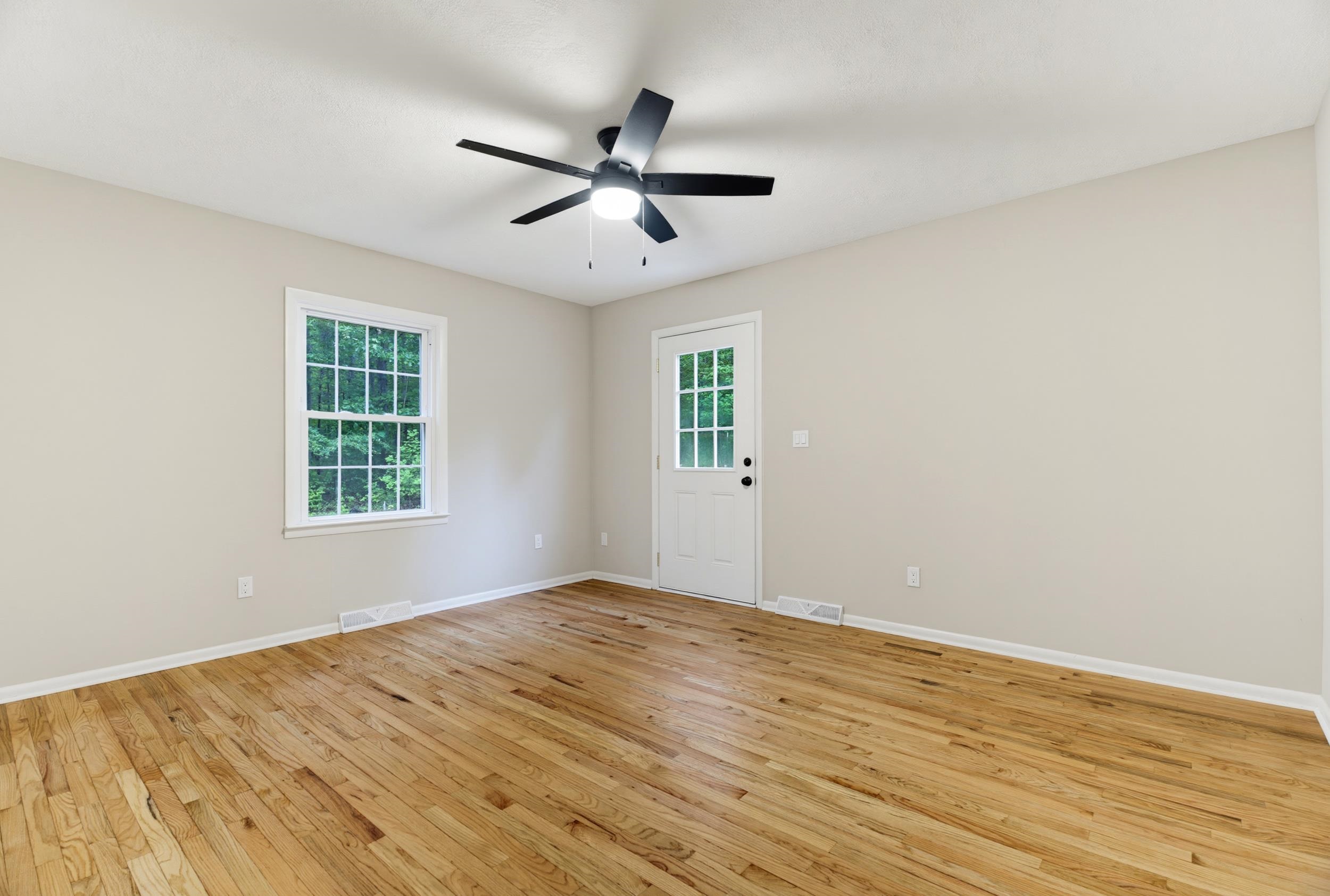 58 SUNSET CIR, STANARDSVILLE, Virginia 22973, 4 Bedrooms Bedrooms, ,2 BathroomsBathrooms,Residential,58 SUNSET CIR,679418 MLS # 679418 58 SUNSET CIR, STANARDSVILLE, Virginia 22973, 4 Bedrooms Bedrooms, ,2 BathroomsBathrooms,Residential,58 SUNSET CIR,679418 MLS # 679418
