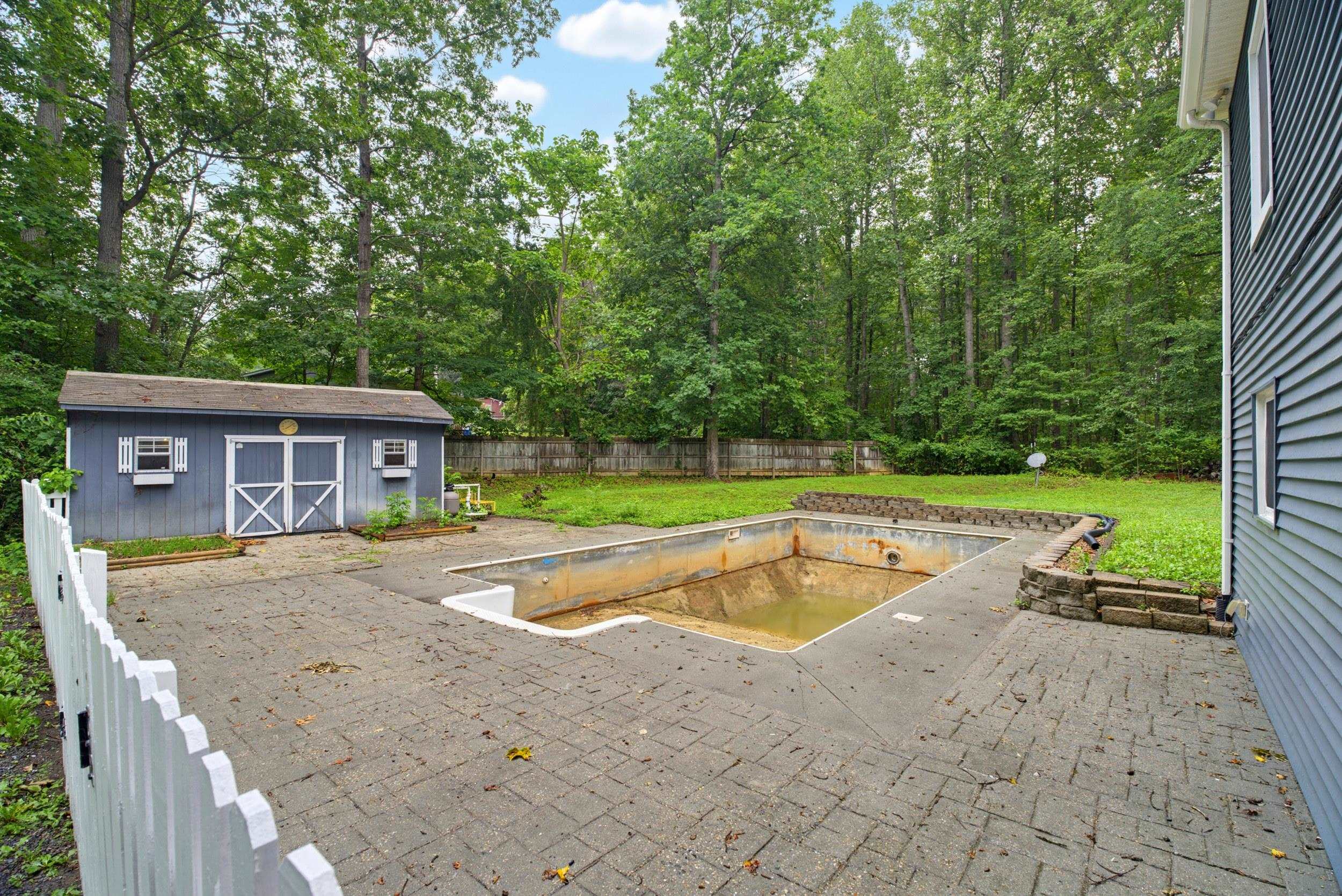58 SUNSET CIR, STANARDSVILLE, Virginia 22973, 4 Bedrooms Bedrooms, ,2 BathroomsBathrooms,Residential,58 SUNSET CIR,679418 MLS # 679418 58 SUNSET CIR, STANARDSVILLE, Virginia 22973, 4 Bedrooms Bedrooms, ,2 BathroomsBathrooms,Residential,58 SUNSET CIR,679418 MLS # 679418