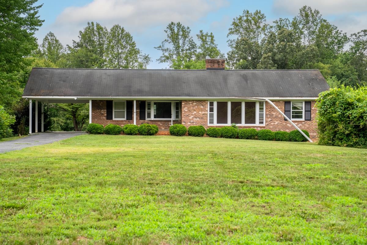5423 BUFFALO RIVER RD, EARLYSVILLE, Virginia 22936, 3 Bedrooms Bedrooms, ,2 BathroomsBathrooms,Residential,5423 BUFFALO RIVER RD,679419 MLS # 679419 5423 BUFFALO RIVER RD, EARLYSVILLE, Virginia 22936, 3 Bedrooms Bedrooms, ,2 BathroomsBathrooms,Residential,5423 BUFFALO RIVER RD,679419 MLS # 679419