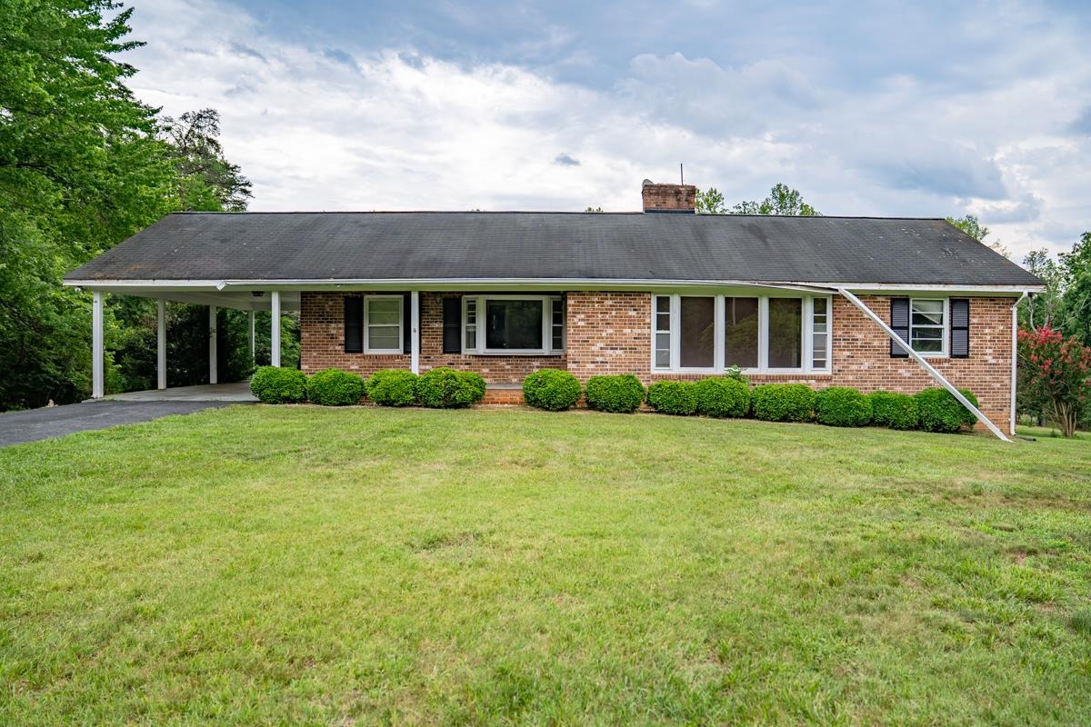 5423 BUFFALO RIVER RD, EARLYSVILLE, Virginia 22936, 3 Bedrooms Bedrooms, ,2 BathroomsBathrooms,Residential,5423 BUFFALO RIVER RD,679419 MLS # 679419 5423 BUFFALO RIVER RD, EARLYSVILLE, Virginia 22936, 3 Bedrooms Bedrooms, ,2 BathroomsBathrooms,Residential,5423 BUFFALO RIVER RD,679419 MLS # 679419