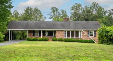 5423 BUFFALO RIVER RD, EARLYSVILLE, Virginia 22936, 3 Bedrooms Bedrooms, ,2 BathroomsBathrooms,Residential,5423 BUFFALO RIVER RD,679419 MLS # 679419
