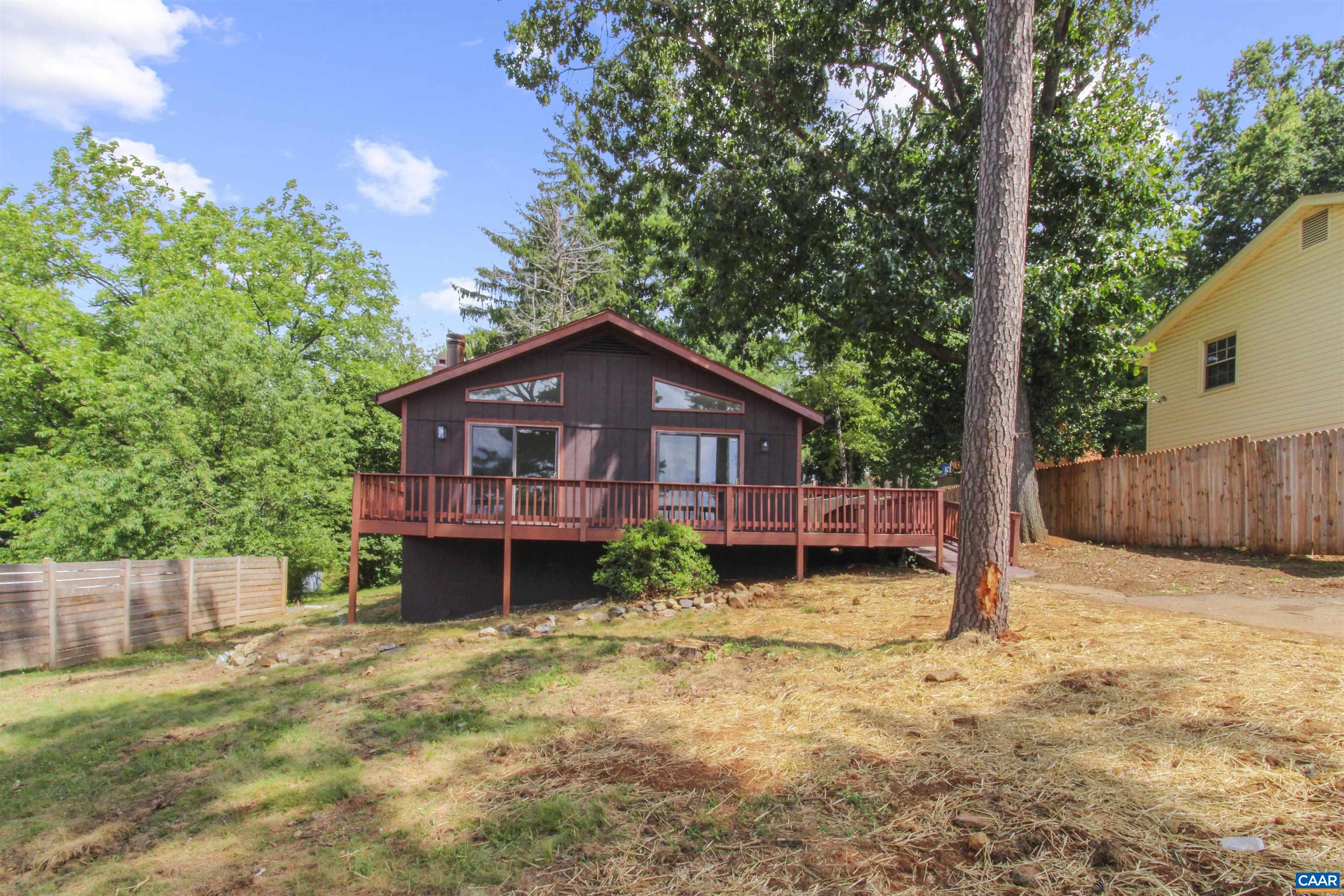 416 WOODLAND CIR, WAYNESBORO, Virginia 22980, 3 Bedrooms Bedrooms, ,2 BathroomsBathrooms,Residential,416 WOODLAND CIR,679420 MLS # 679420 416 WOODLAND CIR, WAYNESBORO, Virginia 22980, 3 Bedrooms Bedrooms, ,2 BathroomsBathrooms,Residential,416 WOODLAND CIR,679420 MLS # 679420