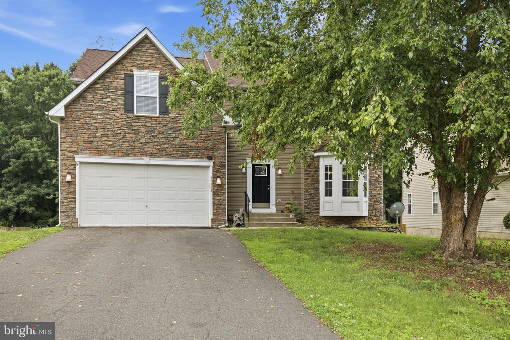35338 PHEASANT RIDGE, LOCUST GROVE, Virginia 22508, 5 Bedrooms Bedrooms, ,3 BathroomsBathrooms,Residential,35338 PHEASANT RIDGE,VAOR2014470 MLS # VAOR2014470 35338 PHEASANT RIDGE, LOCUST GROVE, Virginia 22508, 5 Bedrooms Bedrooms, ,3 BathroomsBathrooms,Residential,35338 PHEASANT RIDGE,VAOR2014470 MLS # VAOR2014470