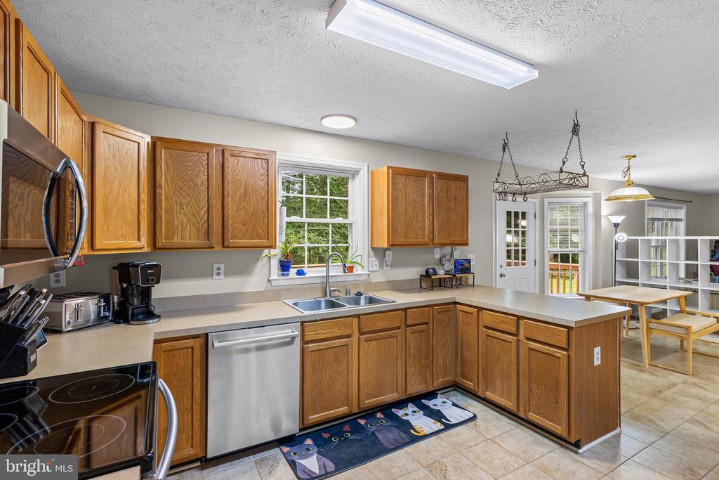10112 BALLSTON RD, FREDERICKSBURG, Virginia 22408, 3 Bedrooms Bedrooms, ,2 BathroomsBathrooms,Residential,RUFFIN'S POND,10112 BALLSTON RD,VASP2043330 MLS # VASP2043330