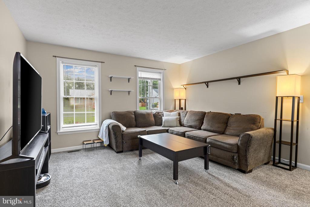 10112 BALLSTON RD, FREDERICKSBURG, Virginia 22408, 3 Bedrooms Bedrooms, ,2 BathroomsBathrooms,Residential,RUFFIN'S POND,10112 BALLSTON RD,VASP2043330 MLS # VASP2043330