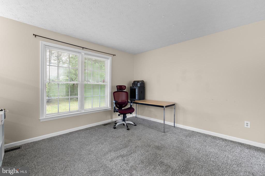10112 BALLSTON RD, FREDERICKSBURG, Virginia 22408, 3 Bedrooms Bedrooms, ,2 BathroomsBathrooms,Residential,RUFFIN'S POND,10112 BALLSTON RD,VASP2043330 MLS # VASP2043330