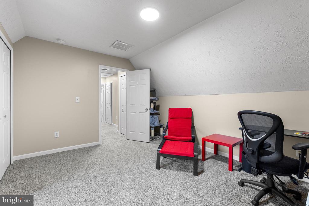 10112 BALLSTON RD, FREDERICKSBURG, Virginia 22408, 3 Bedrooms Bedrooms, ,2 BathroomsBathrooms,Residential,RUFFIN'S POND,10112 BALLSTON RD,VASP2043330 MLS # VASP2043330