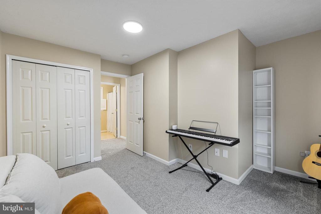 10112 BALLSTON RD, FREDERICKSBURG, Virginia 22408, 3 Bedrooms Bedrooms, ,2 BathroomsBathrooms,Residential,RUFFIN'S POND,10112 BALLSTON RD,VASP2043330 MLS # VASP2043330