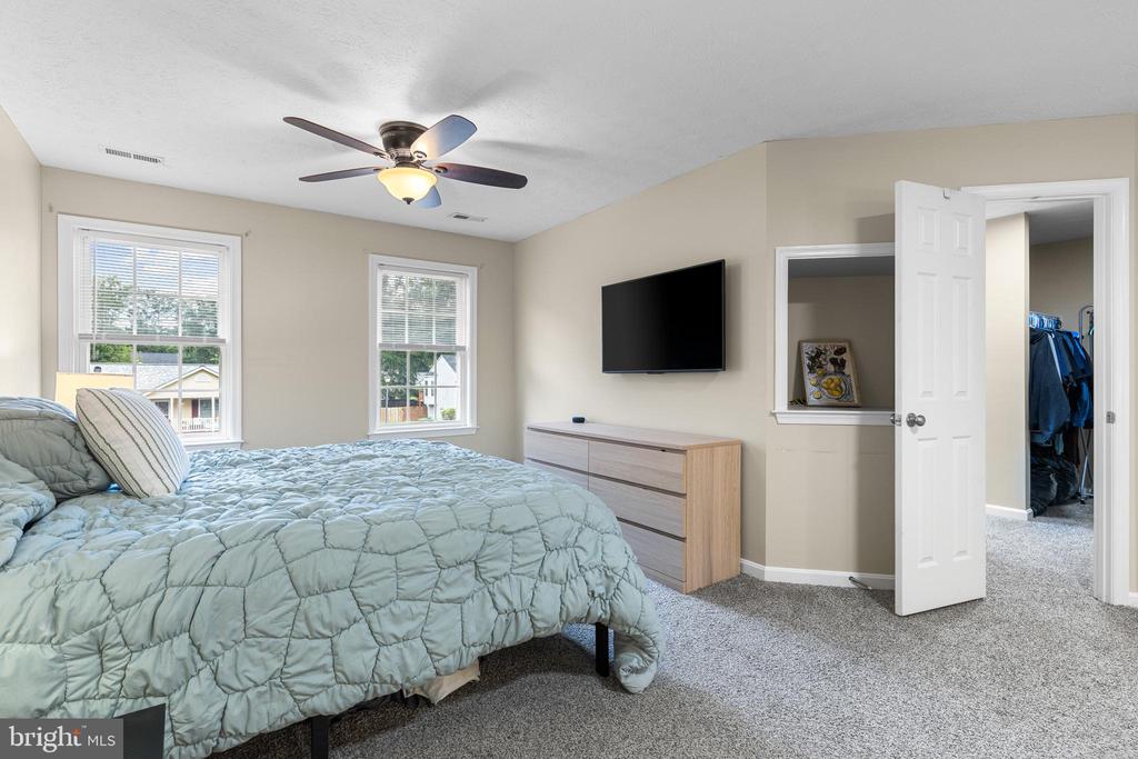 10112 BALLSTON RD, FREDERICKSBURG, Virginia 22408, 3 Bedrooms Bedrooms, ,2 BathroomsBathrooms,Residential,RUFFIN'S POND,10112 BALLSTON RD,VASP2043330 MLS # VASP2043330