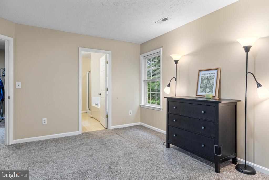 10112 BALLSTON RD, FREDERICKSBURG, Virginia 22408, 3 Bedrooms Bedrooms, ,2 BathroomsBathrooms,Residential,RUFFIN'S POND,10112 BALLSTON RD,VASP2043330 MLS # VASP2043330