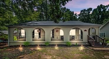 135 WASHINGTON ST, LOCUST GROVE, Virginia 22508, 5 Bedrooms Bedrooms, ,3 BathroomsBathrooms,Residential,135 WASHINGTON ST,VAOR2014070 MLS # VAOR2014070