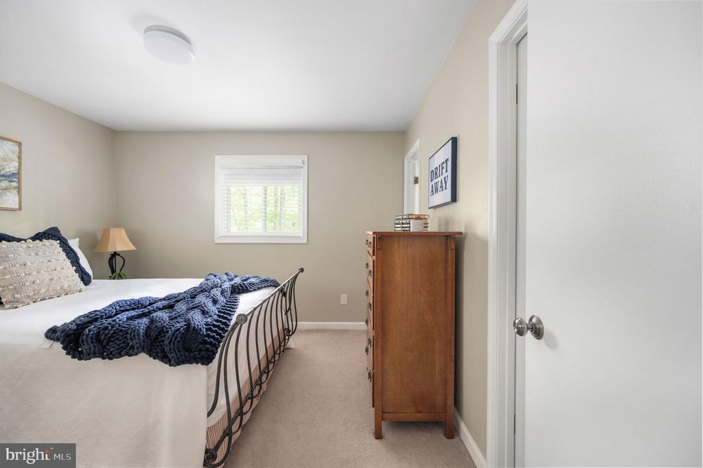 103 HILLSIDE DR, LOCUST GROVE, Virginia 22508, 4 Bedrooms Bedrooms, ,3 BathroomsBathrooms,Residential,103 HILLSIDE DR,VAOR2014692 MLS # VAOR2014692 103 HILLSIDE DR, LOCUST GROVE, Virginia 22508, 4 Bedrooms Bedrooms, ,3 BathroomsBathrooms,Residential,103 HILLSIDE DR,VAOR2014692 MLS # VAOR2014692