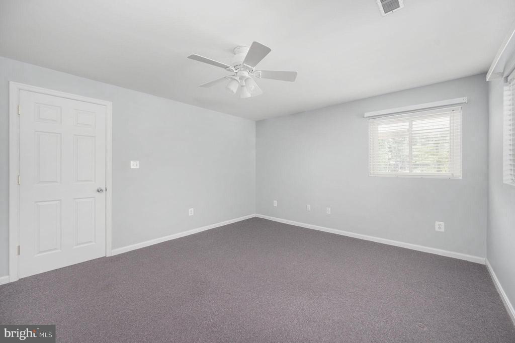 103 HILLSIDE DR, LOCUST GROVE, Virginia 22508, 4 Bedrooms Bedrooms, ,3 BathroomsBathrooms,Residential,103 HILLSIDE DR,VAOR2014692 MLS # VAOR2014692 103 HILLSIDE DR, LOCUST GROVE, Virginia 22508, 4 Bedrooms Bedrooms, ,3 BathroomsBathrooms,Residential,103 HILLSIDE DR,VAOR2014692 MLS # VAOR2014692