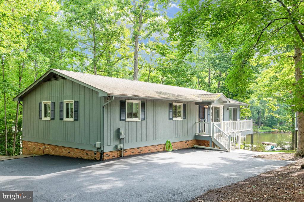 103 HILLSIDE DR, LOCUST GROVE, Virginia 22508, 4 Bedrooms Bedrooms, ,3 BathroomsBathrooms,Residential,103 HILLSIDE DR,VAOR2014692 MLS # VAOR2014692 103 HILLSIDE DR, LOCUST GROVE, Virginia 22508, 4 Bedrooms Bedrooms, ,3 BathroomsBathrooms,Residential,103 HILLSIDE DR,VAOR2014692 MLS # VAOR2014692
