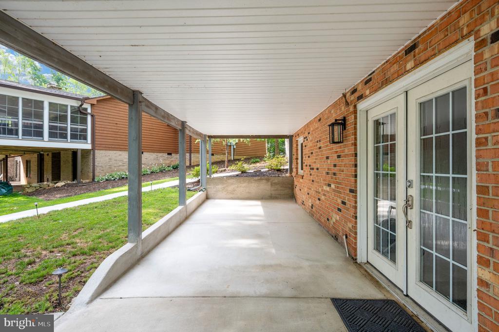 103 HILLSIDE DR, LOCUST GROVE, Virginia 22508, 4 Bedrooms Bedrooms, ,3 BathroomsBathrooms,Residential,103 HILLSIDE DR,VAOR2014692 MLS # VAOR2014692 103 HILLSIDE DR, LOCUST GROVE, Virginia 22508, 4 Bedrooms Bedrooms, ,3 BathroomsBathrooms,Residential,103 HILLSIDE DR,VAOR2014692 MLS # VAOR2014692