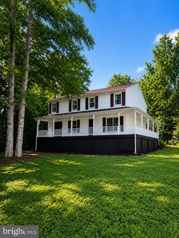 6117 TOWLES MILL RD, SPOTSYLVANIA, Virginia 22551, 6 Bedrooms Bedrooms, ,3 BathroomsBathrooms,Residential,6117 TOWLES MILL RD,VASP2043644 MLS # VASP2043644