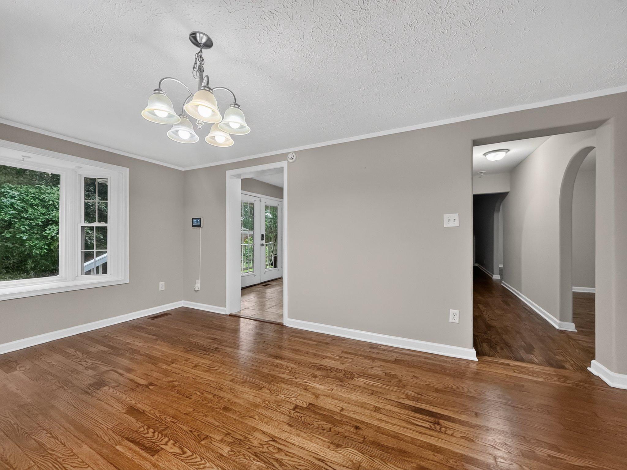 6117 TOWLES MILL RD, SPOTSYLVANIA, Virginia 22551, 6 Bedrooms Bedrooms, ,3 BathroomsBathrooms,Residential,6117 TOWLES MILL RD,VASP2043644 MLS # VASP2043644
