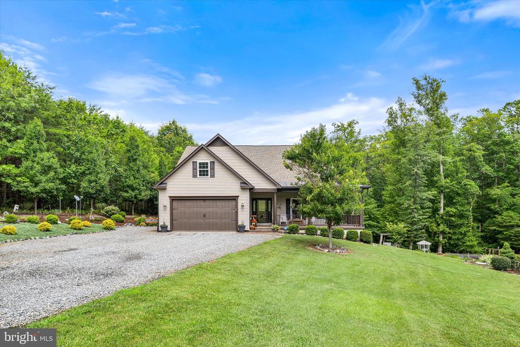 11861 GOA WAY, SPOTSYLVANIA, Virginia 22551, 2 Bedrooms Bedrooms, ,2 BathroomsBathrooms,Residential,11861 GOA WAY,VASP2043456 MLS # VASP2043456