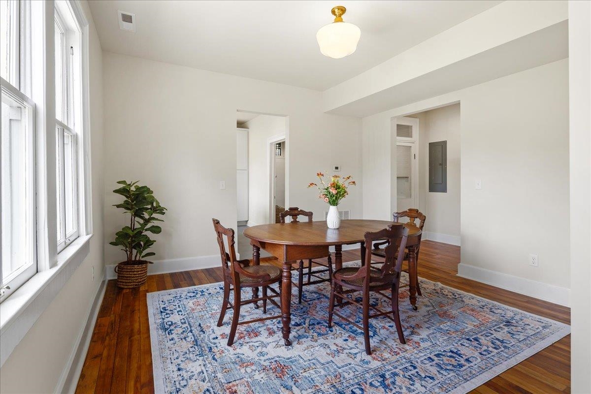 939 & 941 W BEVERLEY ST, STAUNTON, Virginia 24401, 3 Bedrooms Bedrooms, ,2 BathroomsBathrooms,Residential,939 & 941 W BEVERLEY ST,679174 MLS # 679174