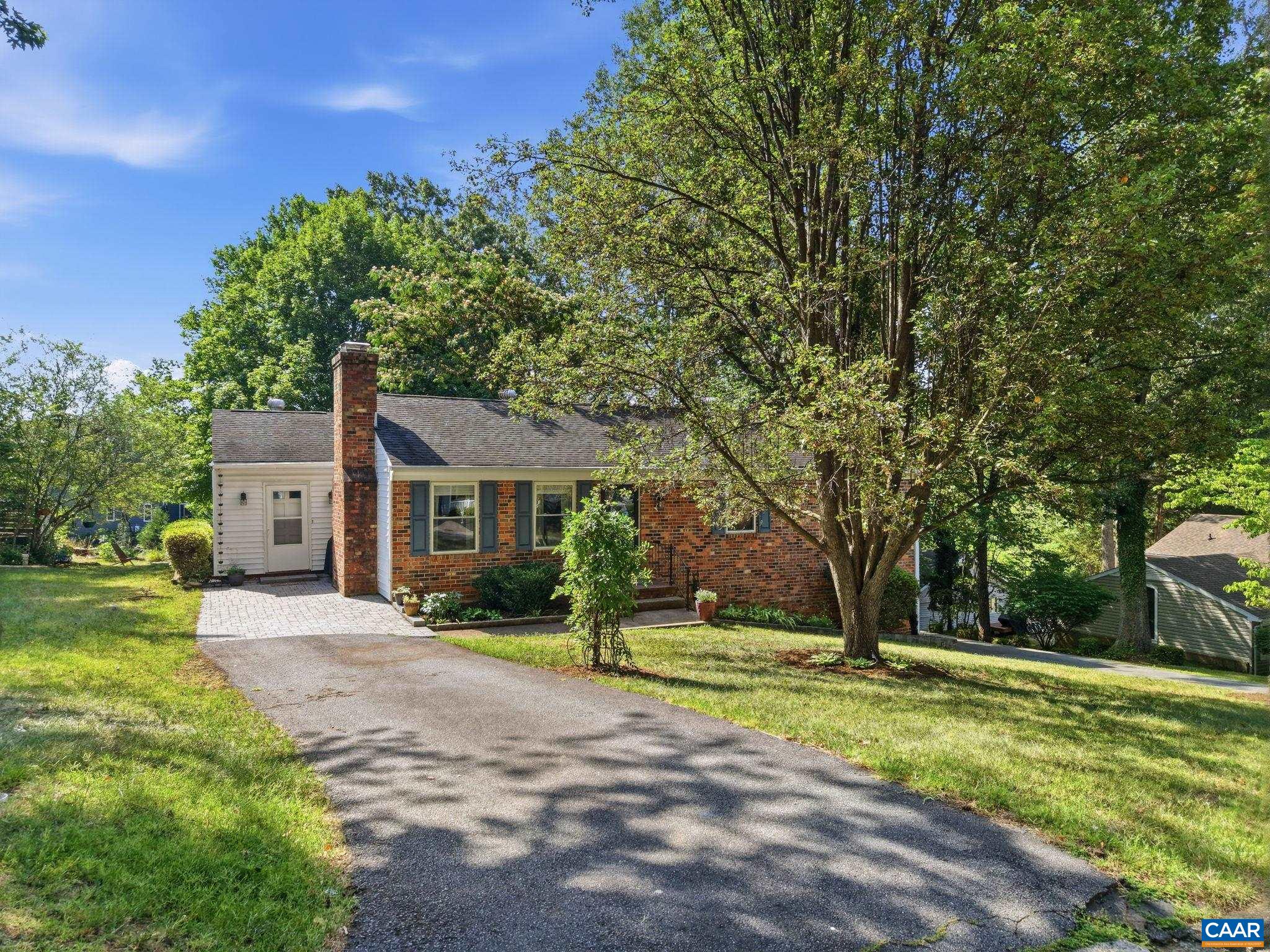 539 WOODMONT DR, CHARLOTTESVILLE, Virginia 22901, 3 Bedrooms Bedrooms, ,2 BathroomsBathrooms,Residential,539 WOODMONT DR,679195 MLS # 679195