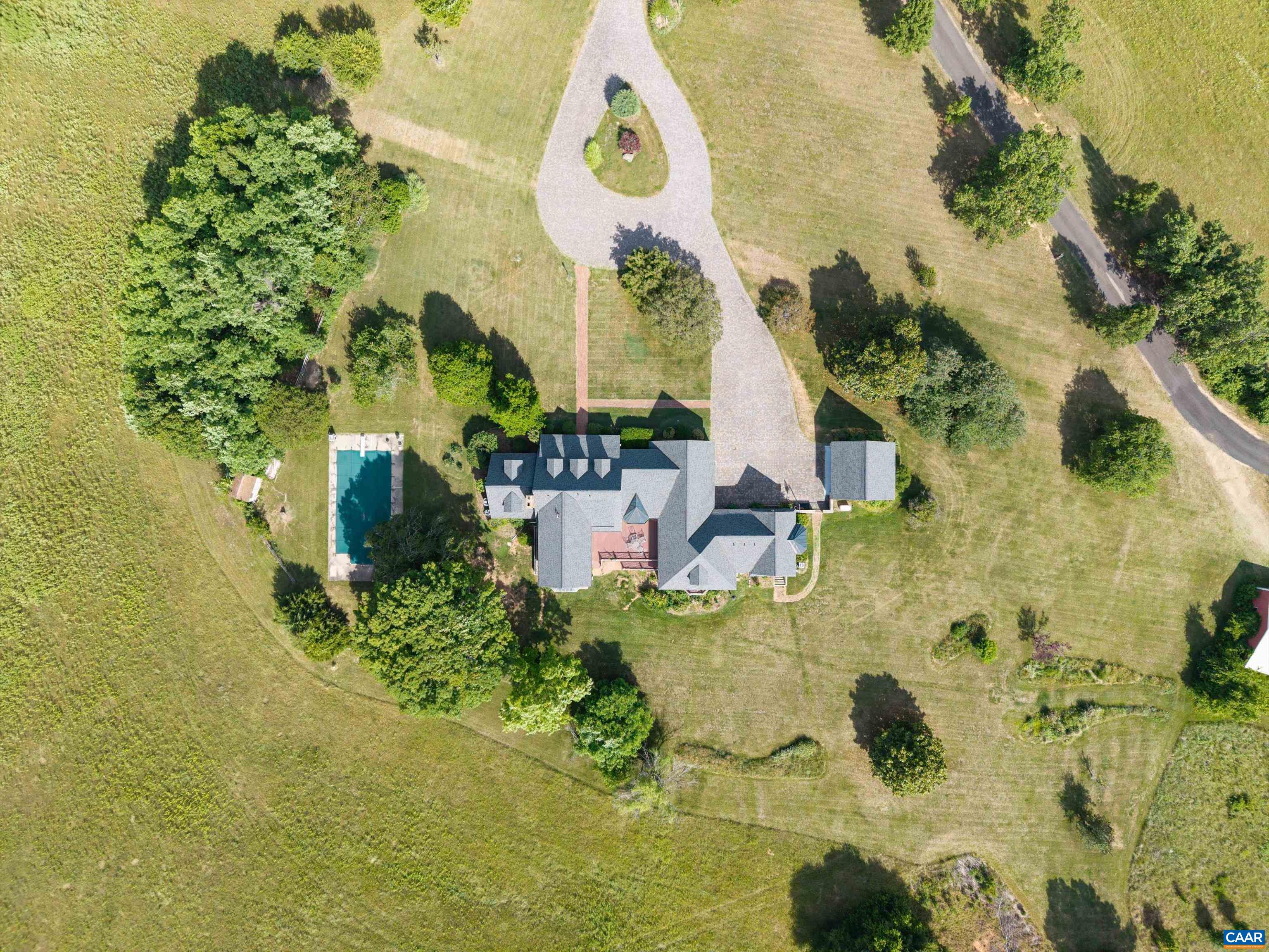 546 THREE POND LN, EARLYSVILLE, Virginia 22936, 5 Bedrooms Bedrooms, ,4 BathroomsBathrooms,Residential,546 THREE POND LN,679425 MLS # 679425