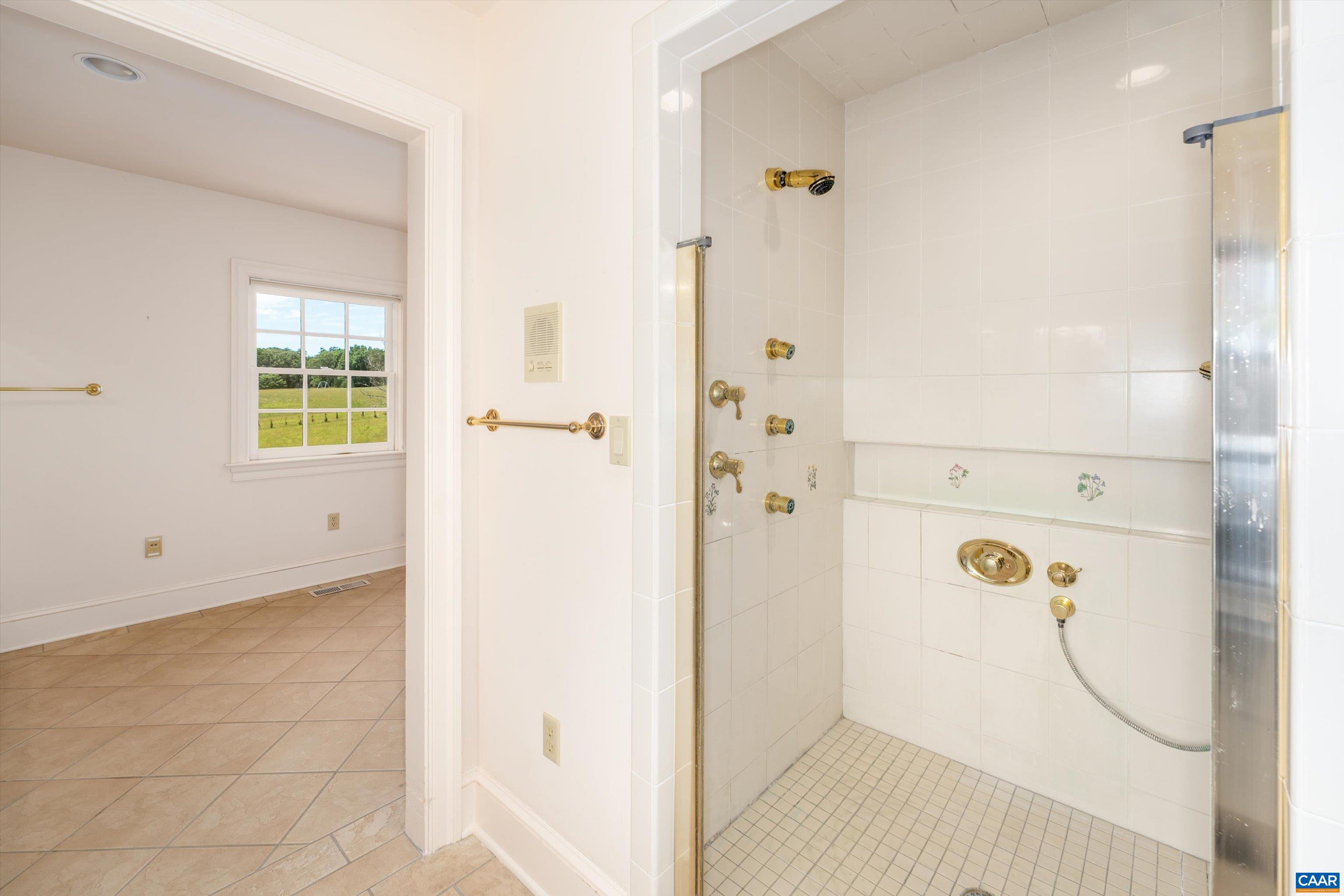 546 THREE POND LN, EARLYSVILLE, Virginia 22936, 5 Bedrooms Bedrooms, ,4 BathroomsBathrooms,Residential,546 THREE POND LN,679425 MLS # 679425