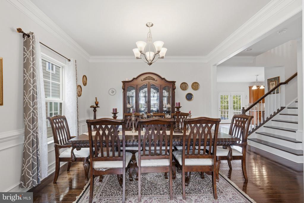 1623 FOWLER RIDGE CT, CHARLOTTESVILLE, Virginia 22901, 4 Bedrooms Bedrooms, ,3 BathroomsBathrooms,Residential,1623 FOWLER RIDGE CT,VAAB2001264 MLS # VAAB2001264