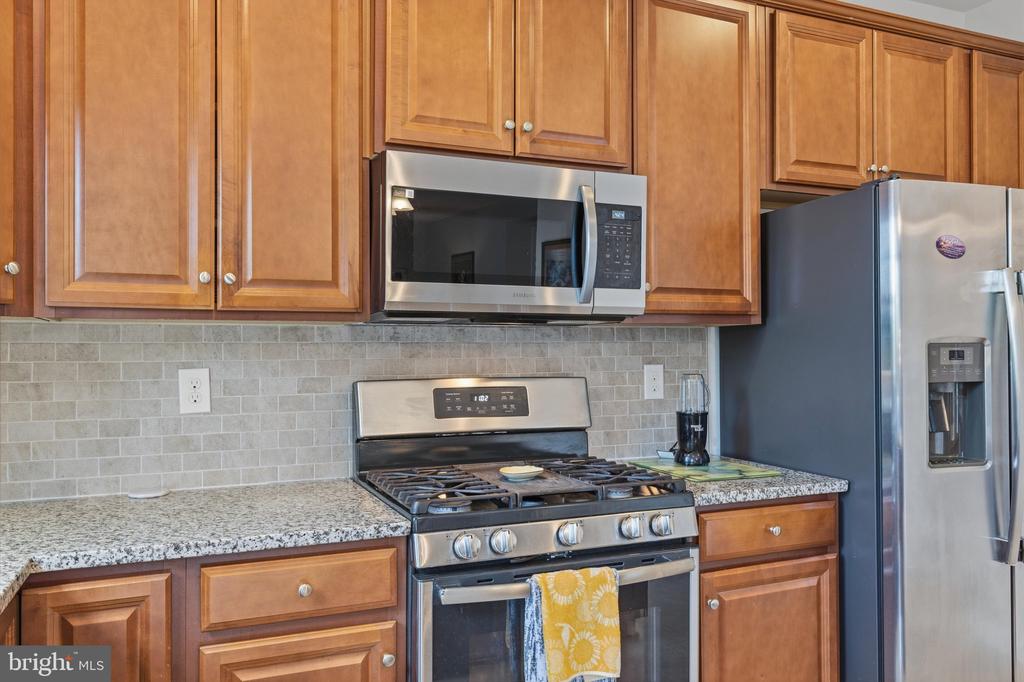 1623 FOWLER RIDGE CT, CHARLOTTESVILLE, Virginia 22901, 4 Bedrooms Bedrooms, ,3 BathroomsBathrooms,Residential,1623 FOWLER RIDGE CT,VAAB2001264 MLS # VAAB2001264