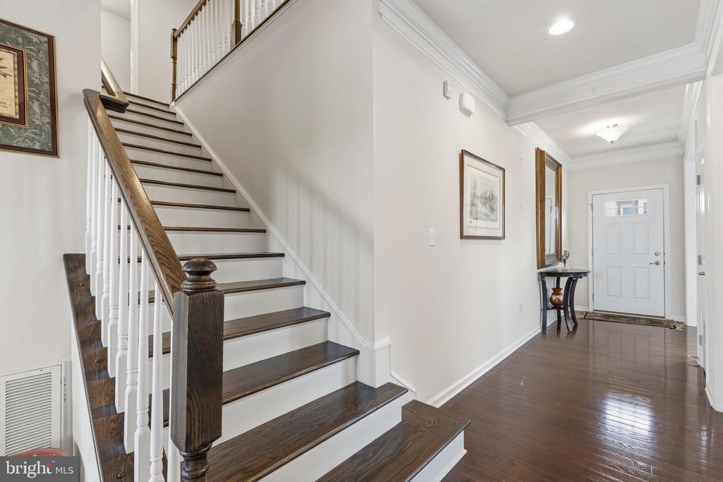 1623 FOWLER RIDGE CT, CHARLOTTESVILLE, Virginia 22901, 4 Bedrooms Bedrooms, ,3 BathroomsBathrooms,Residential,1623 FOWLER RIDGE CT,VAAB2001264 MLS # VAAB2001264