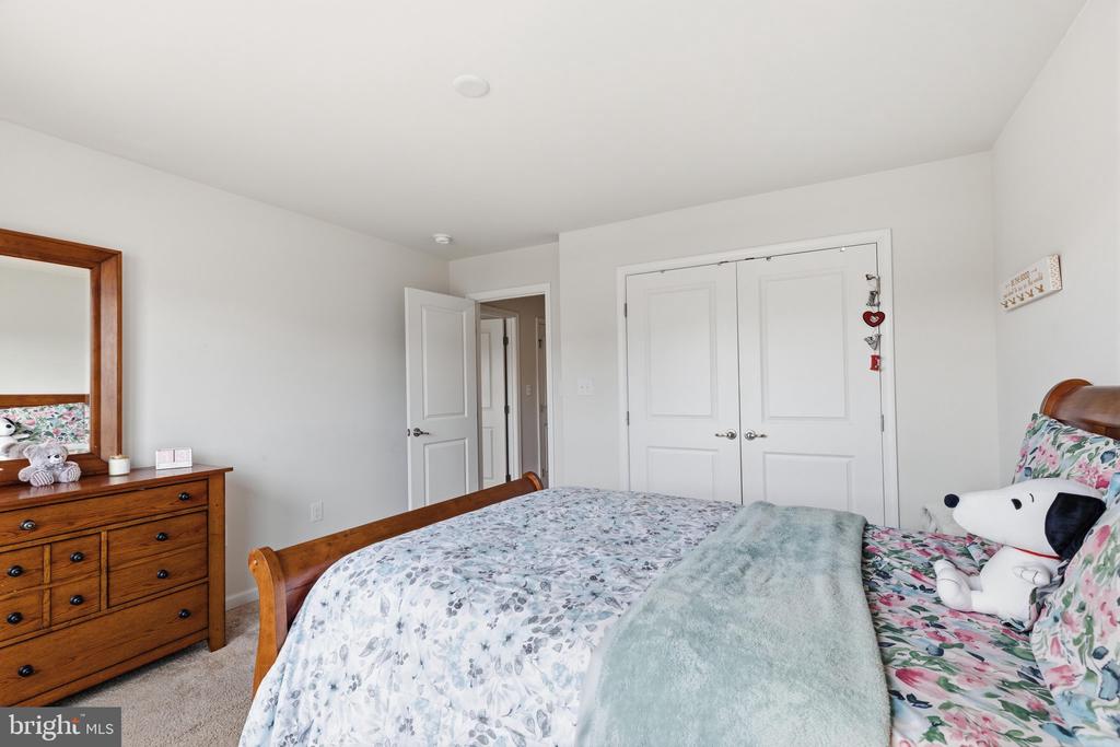 1623 FOWLER RIDGE CT, CHARLOTTESVILLE, Virginia 22901, 4 Bedrooms Bedrooms, ,3 BathroomsBathrooms,Residential,1623 FOWLER RIDGE CT,VAAB2001264 MLS # VAAB2001264