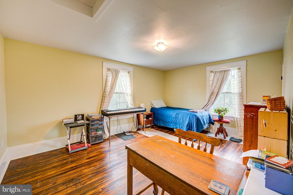 24177 RAPIDAN RD, MITCHELLS, Virginia 22729, 3 Bedrooms Bedrooms, ,1 BathroomBathrooms,Residential,24177 RAPIDAN RD,VACU2014414 MLS # VACU2014414